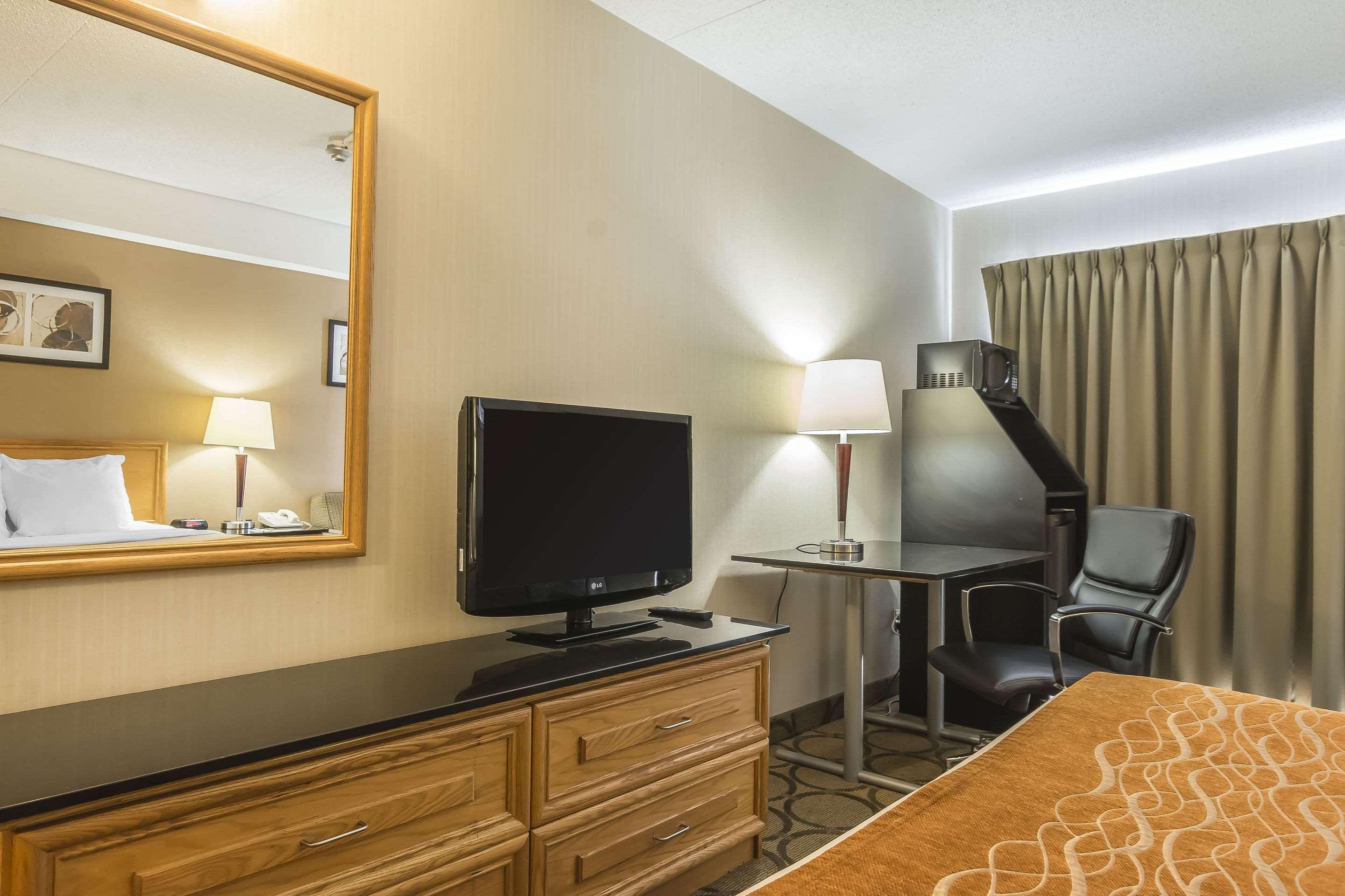 Comfort Inn Cobourg Εξωτερικό φωτογραφία