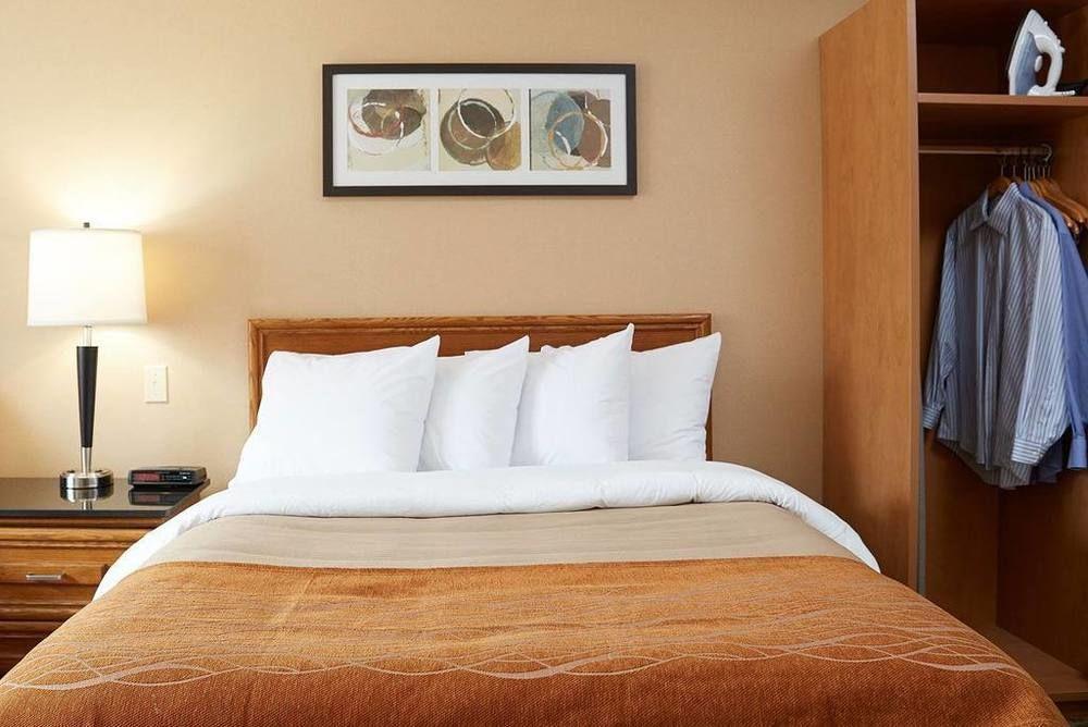 Comfort Inn Cobourg Εξωτερικό φωτογραφία