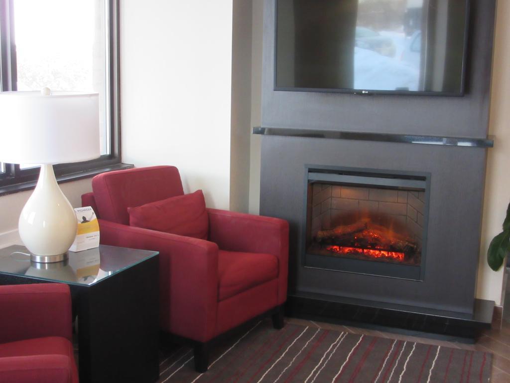 Comfort Inn Cobourg Εξωτερικό φωτογραφία